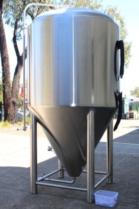 不锈钢夹套式水箱