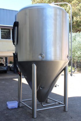 不锈钢夹套式水箱