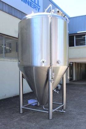 不锈钢夹套式水箱