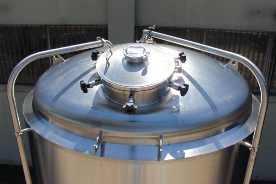 不锈钢夹套式水箱