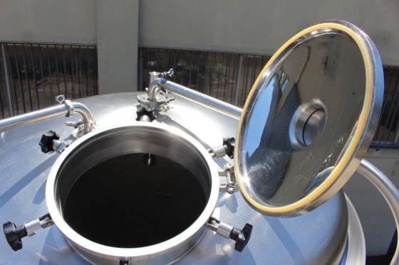 不锈钢夹套式水箱