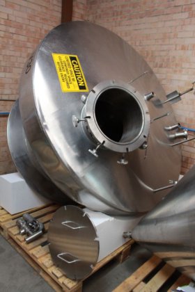 阿法拉伐不锈钢保温压力锥形容器