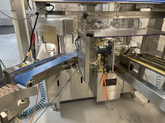 東洋自動機／アンリツ ドイパック充填包装ライン一式