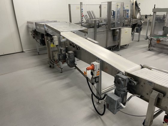 東洋自動機／アンリツ ドイパック充填包装ライン一式