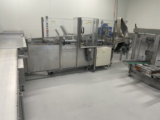 東洋自動機／アンリツ ドイパック充填包装ライン一式