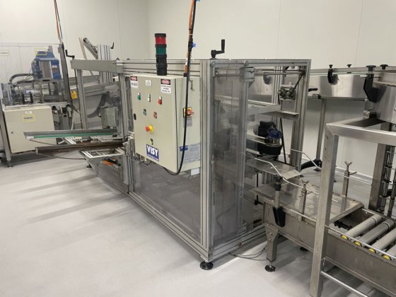 東洋自動機／アンリツ ドイパック充填包装ライン一式