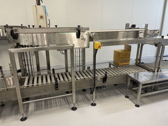 東洋自動機／アンリツ ドイパック充填包装ライン一式