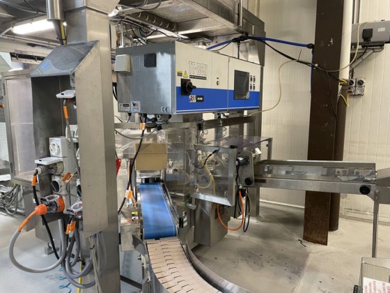 東洋自動機／アンリツ ドイパック充填包装ライン一式