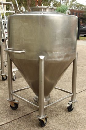 卡尔森不锈钢手提箱