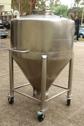 卡尔森不锈钢手提箱