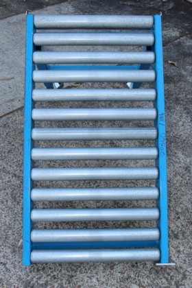 ローラーコンベア