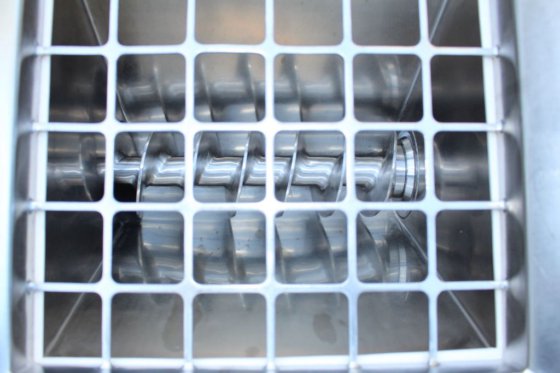 带螺旋给料机的 Fitzpatrick Fitzmill 碾磨机