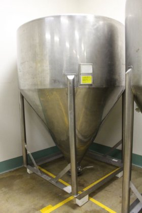 不锈钢锥形料斗