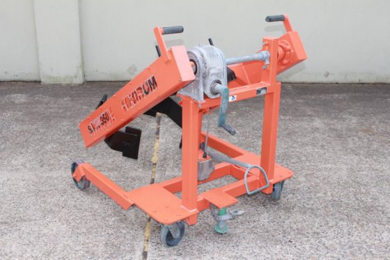 液压油桶升降机