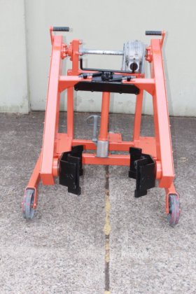 液压油桶升降机