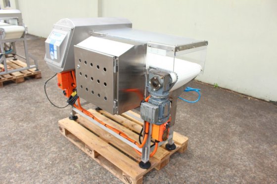 ローマ金属探知機