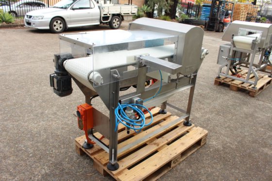 ローマ金属探知機