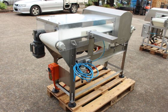 ローマ金属探知機