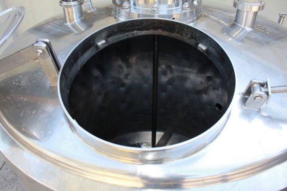 不锈钢酒窝夹套保温混合罐