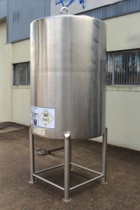 ステンレスタンク