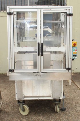 カートン折り機