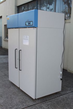 サーモサイエンティフィックラボ用フリーザー