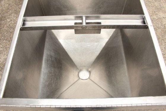 不锈钢移动料斗