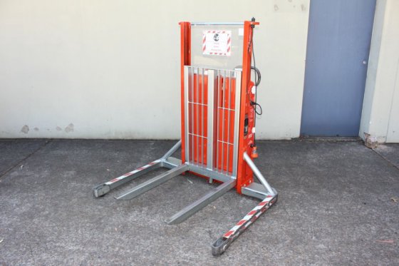 Simpro Quikstak液压堆垛机