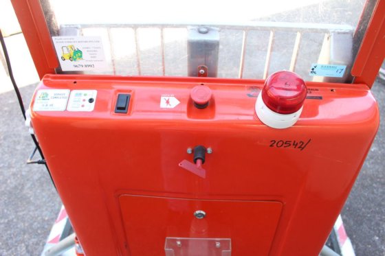 Simpro Quikstak液压堆垛机