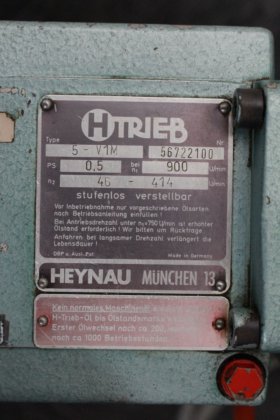 Erweka 实验室通用驱动装置，带振动造粒机