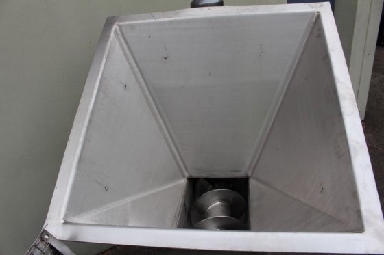 Jacmor 不锈钢移动螺旋输送机