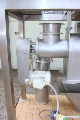 Nucon 离心旋转筛分机