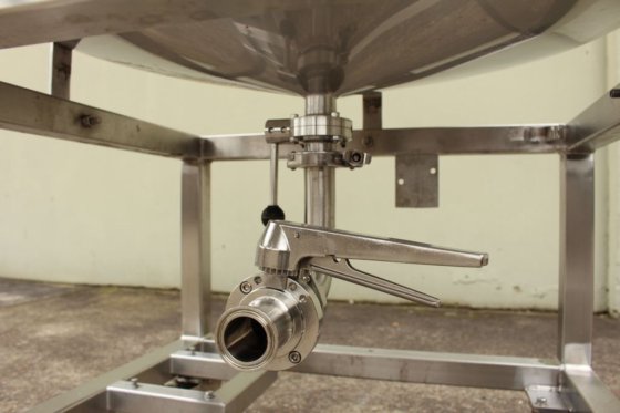 不锈钢夹套容器