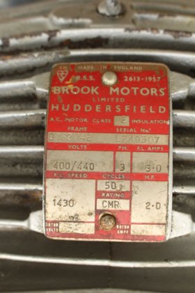 マネスティタブレットプレス