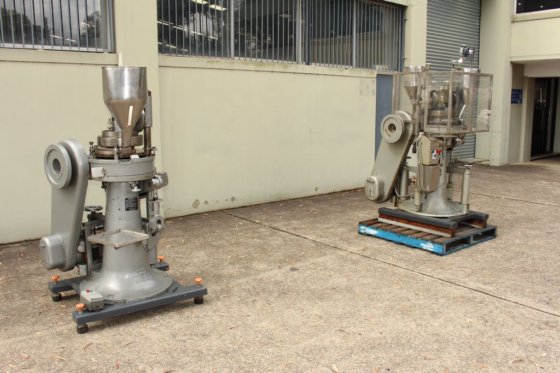 マネスティタブレットプレス