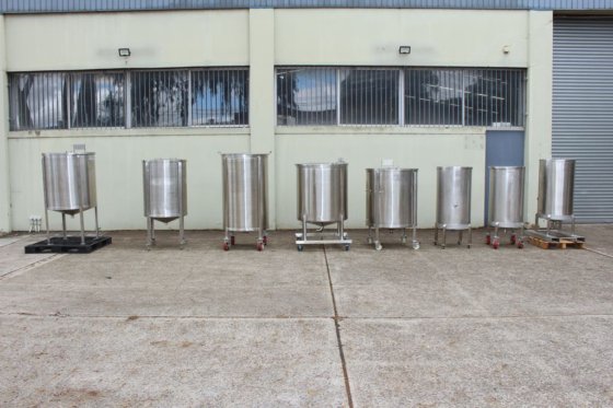 不锈钢移动坦克