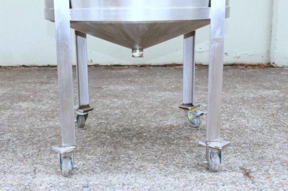 不锈钢移动坦克