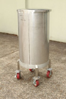 不锈钢移动坦克