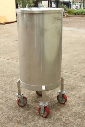 不锈钢移动坦克