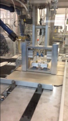 Mespic Doy Pack 或袋处理和包装系统