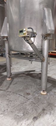 ロードセル付きステンレスタンク