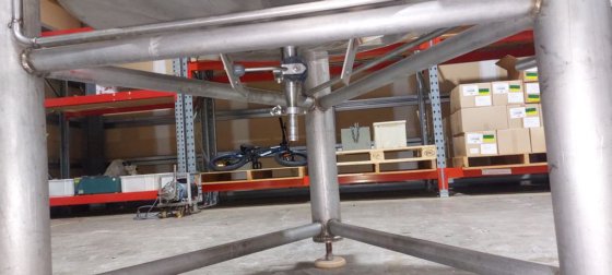 ロードセル付きステンレスタンク