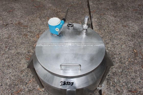 不锈钢夹套式水箱