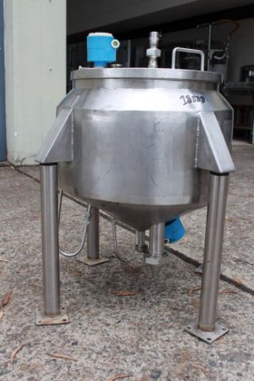 不锈钢夹套式水箱