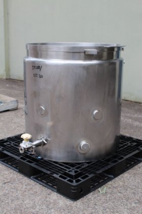 不锈钢夹套式水箱