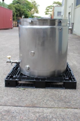 不锈钢夹套式水箱