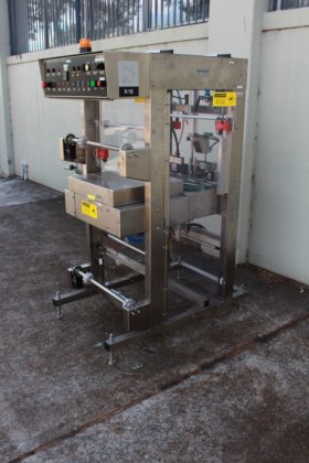 Packmatic 自动袖套包装机