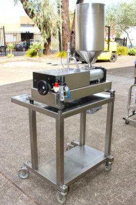 Asset S/S 卧式活塞灌装机