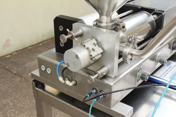 アセットS/S水平ピストンフィラー