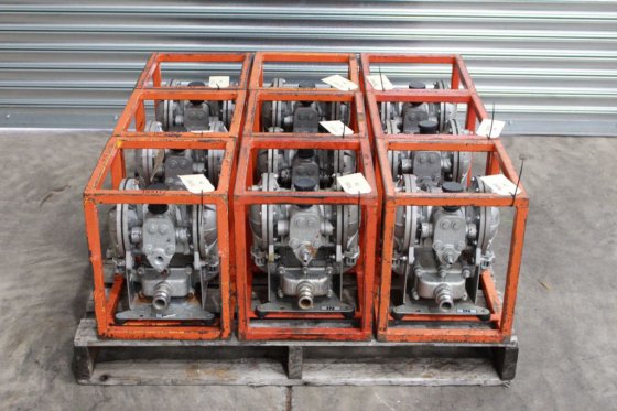 サンドパイパー ステンレス ダイヤフラム ポンプ